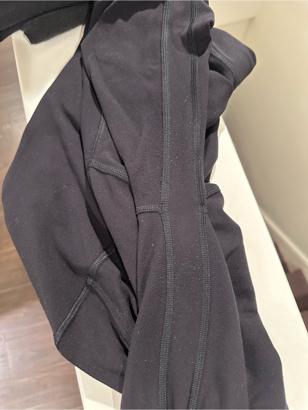 Lululemon Align High Rise Pant with Pockets 25"
Black - Picture 4 of 5